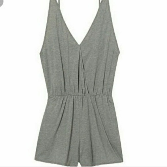 PINK Victoria's Secret Other - NWT Pink  V.S gray romber